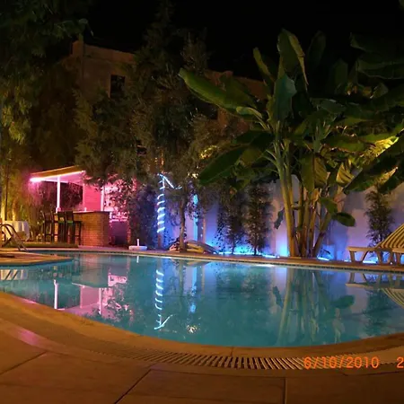 Vanilla Hotel